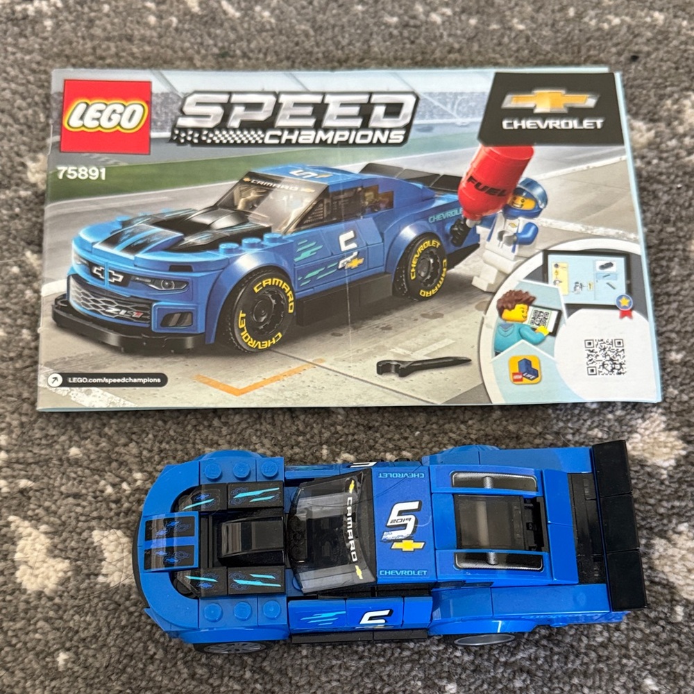 Lego Speed Champions Blue Chevrolet Race Car